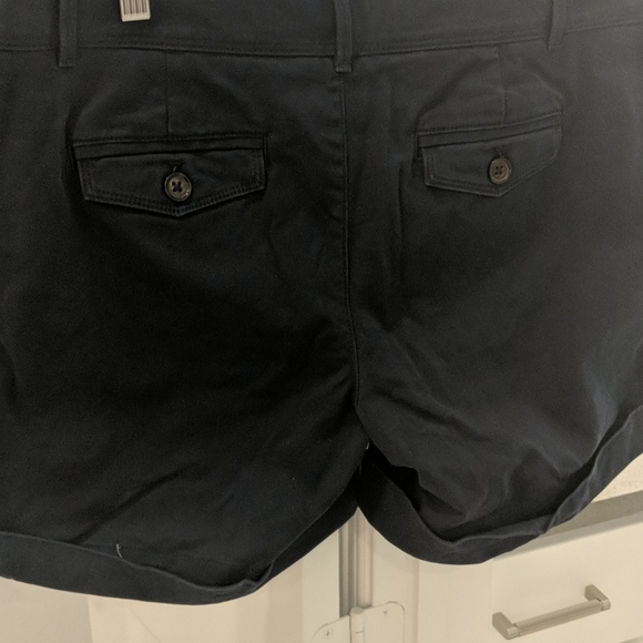 Shorts - Picture 4 of 4